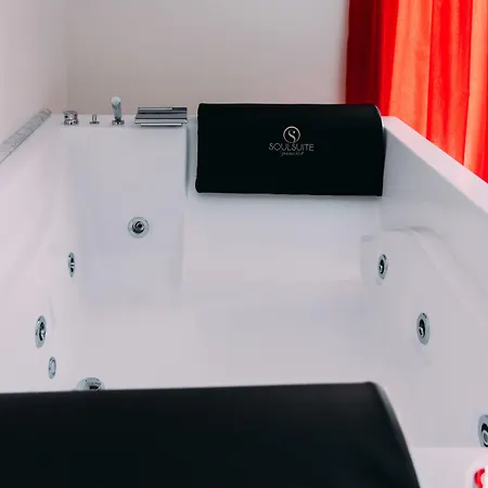 Soulsuite 3* נאפולי
